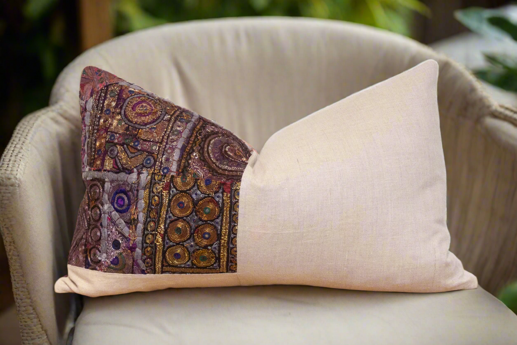 Antha Antique Tapestry Linen Pillow (Trade)