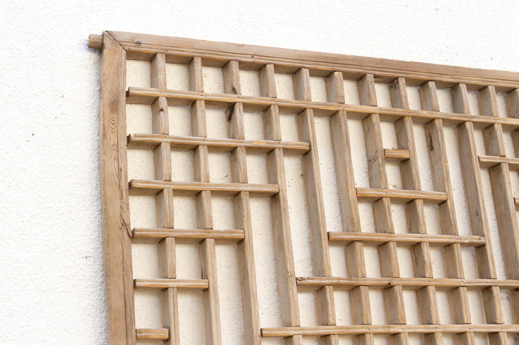 Antique Lattice Window, Imperial Gate