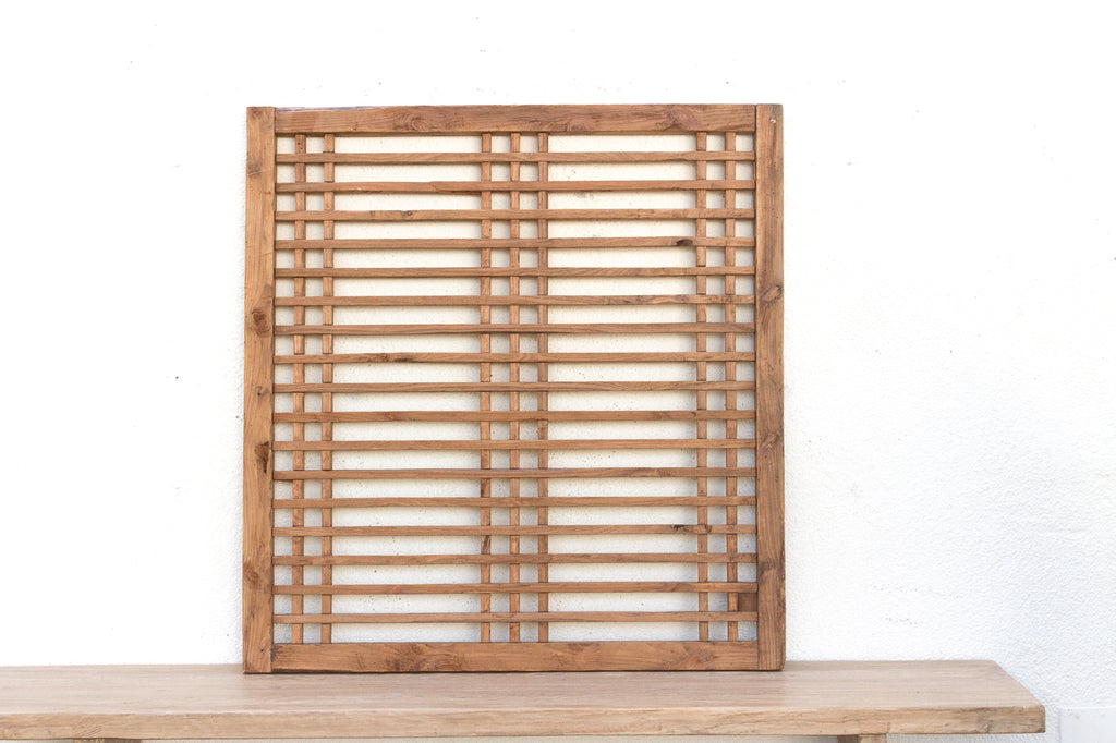 Timeless Rustic Simple Lattice Window (Trade)