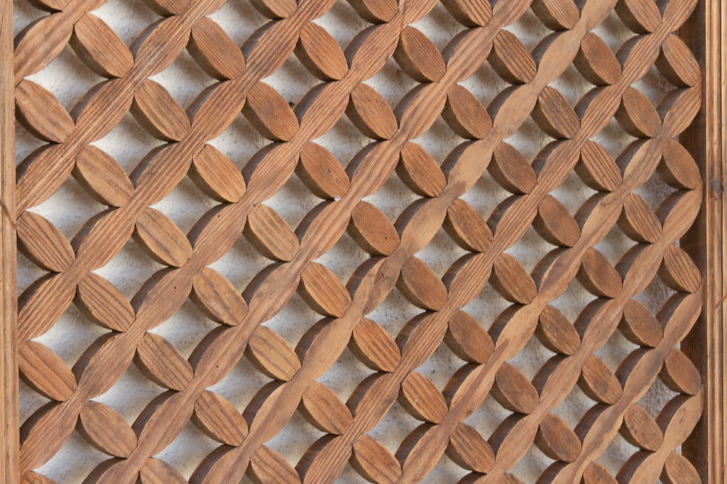 Antique Wood Lattice Garden Screen