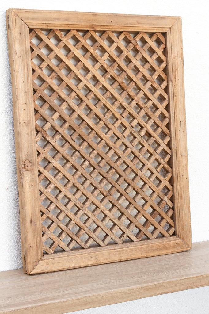 The Classic Grid, Antique Lattice Screen