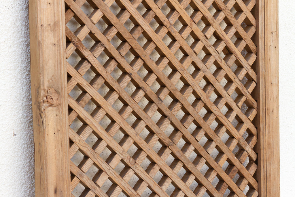 The Classic Grid, Antique Lattice Screen