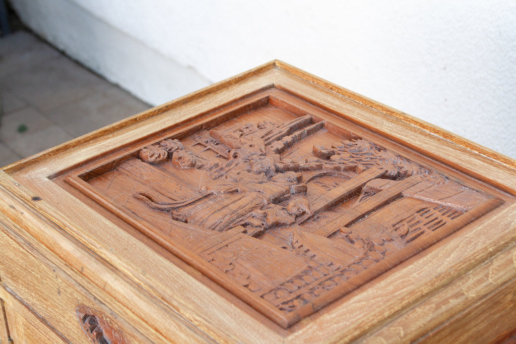 Pair of Finely Carved Bedside Cabinet