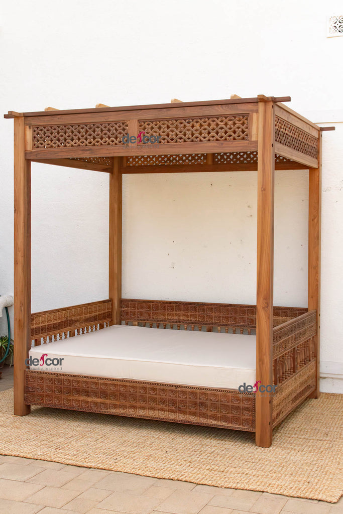 Monumental Reclaimed Teak Floral Jali Canopy Daybed (Trade)