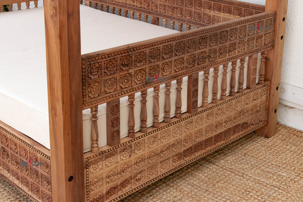 Monumental Reclaimed Teak Floral Jali Canopy Daybed (Trade)