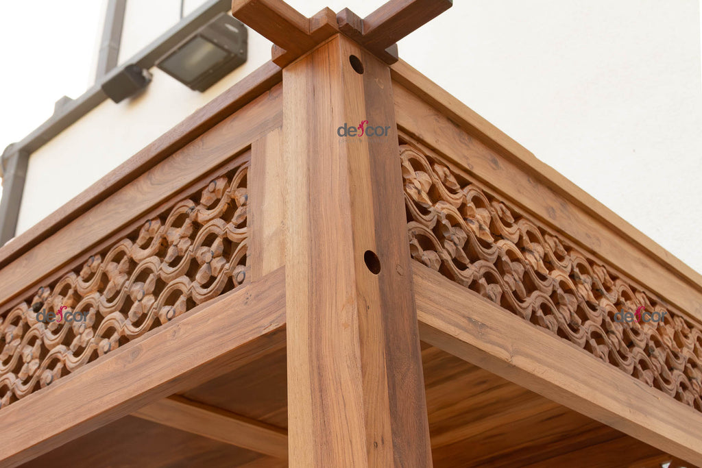 Monumental Reclaimed Teak Floral Jali Canopy Daybed (Trade)