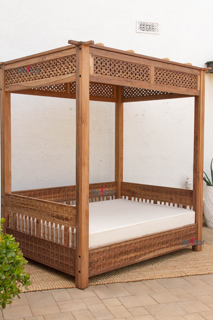 Monumental Reclaimed Teak Floral Jali Canopy Daybed (Trade)