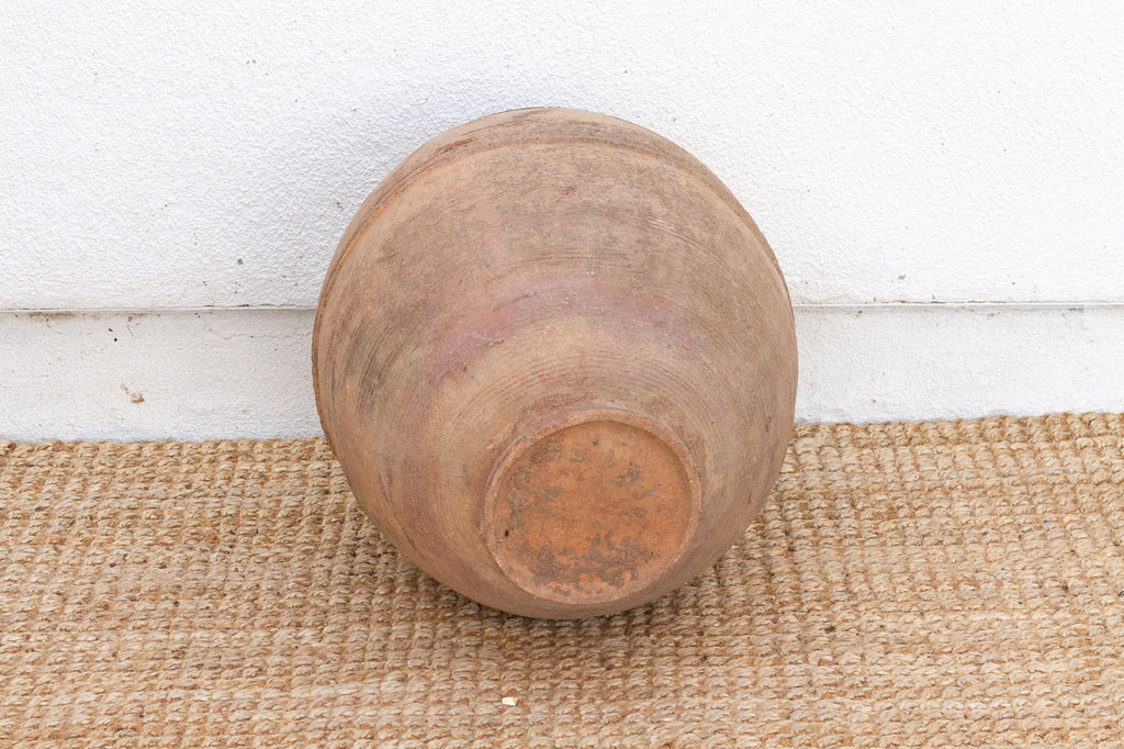 Antique Farmhouse Style Mossi Storage Pot