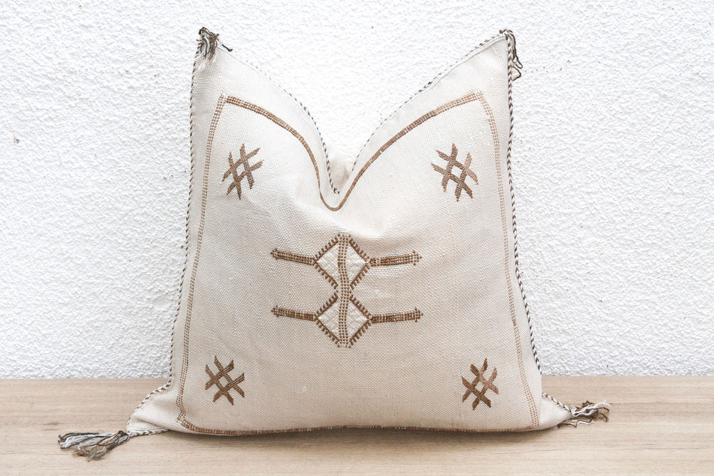 Tadelakt Dust Silk Rug Pillow