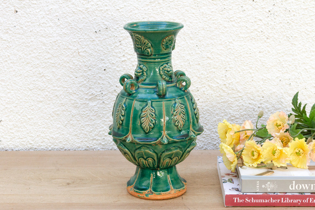 Antique Emerald Green Chinese Sculpture Vase