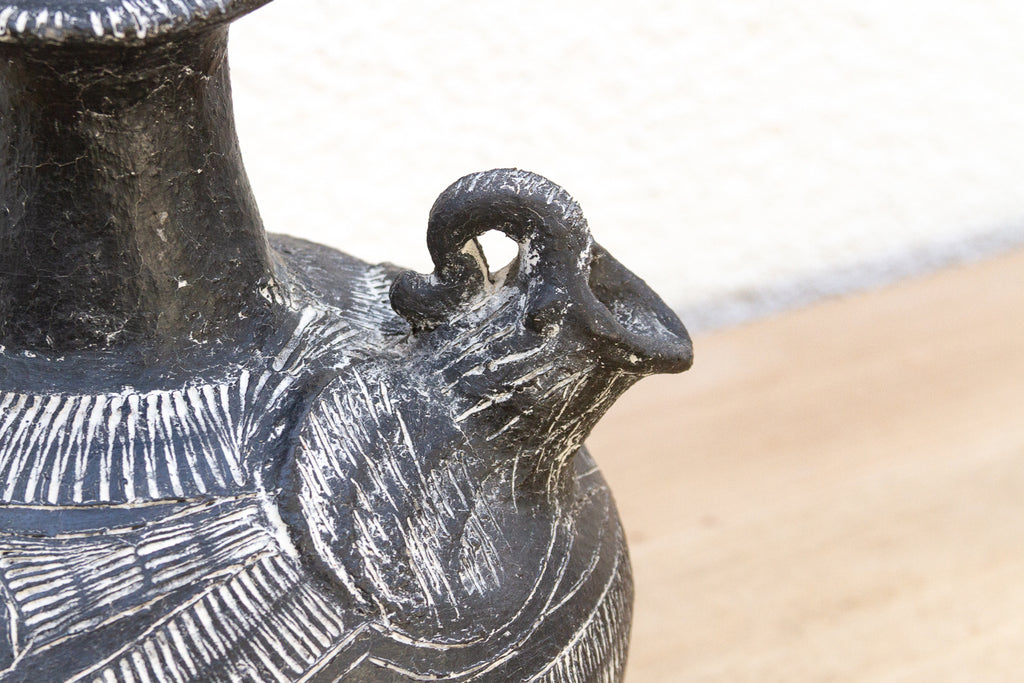 Zoomorphic Peruvian Chimu Blackware Vessel