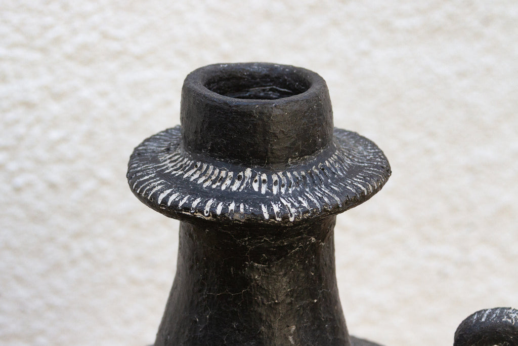 Zoomorphic Peruvian Chimu Blackware Vessel