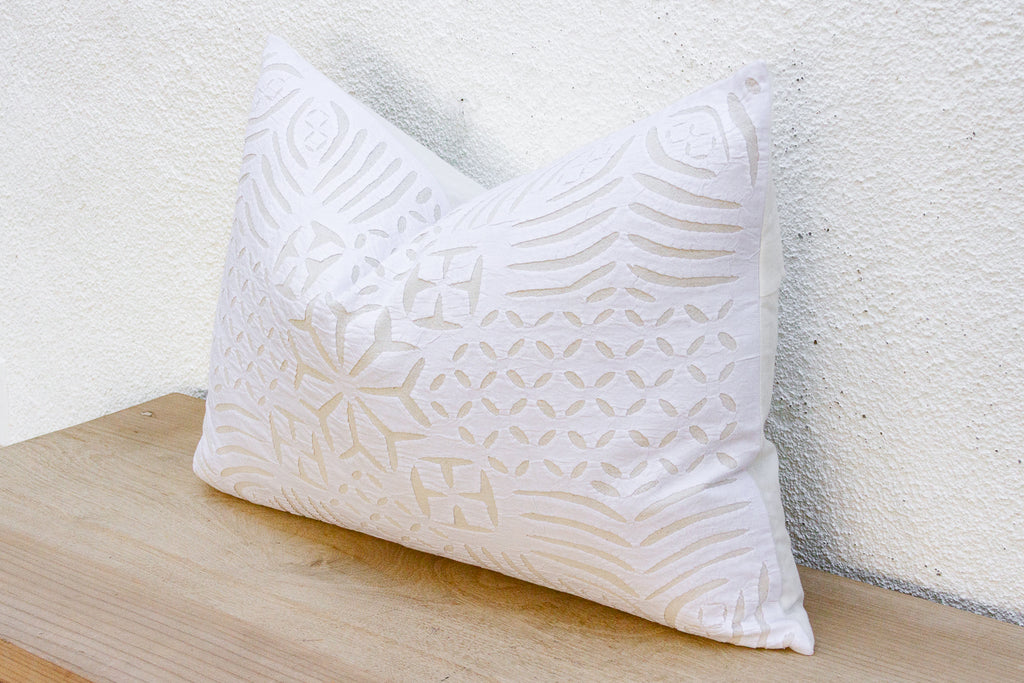 River Shell Lumbar Applique Pillow Cover