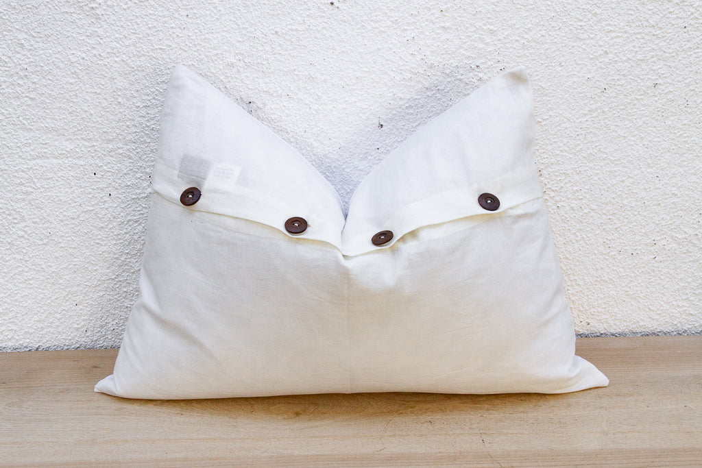 River Shell Lumbar Applique Pillow Cover