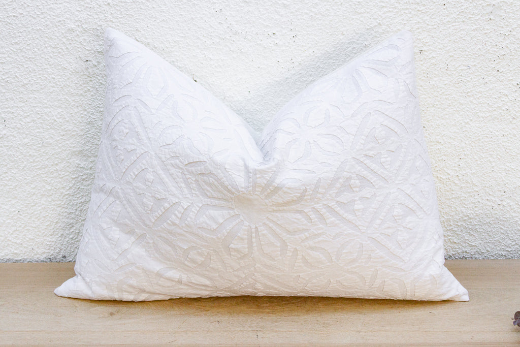 Paper Lace Lumbar Applique Pillow Cover
