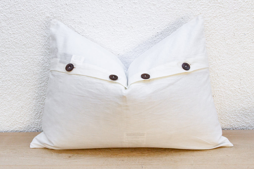 Paper Lace Lumbar Applique Pillow Cover