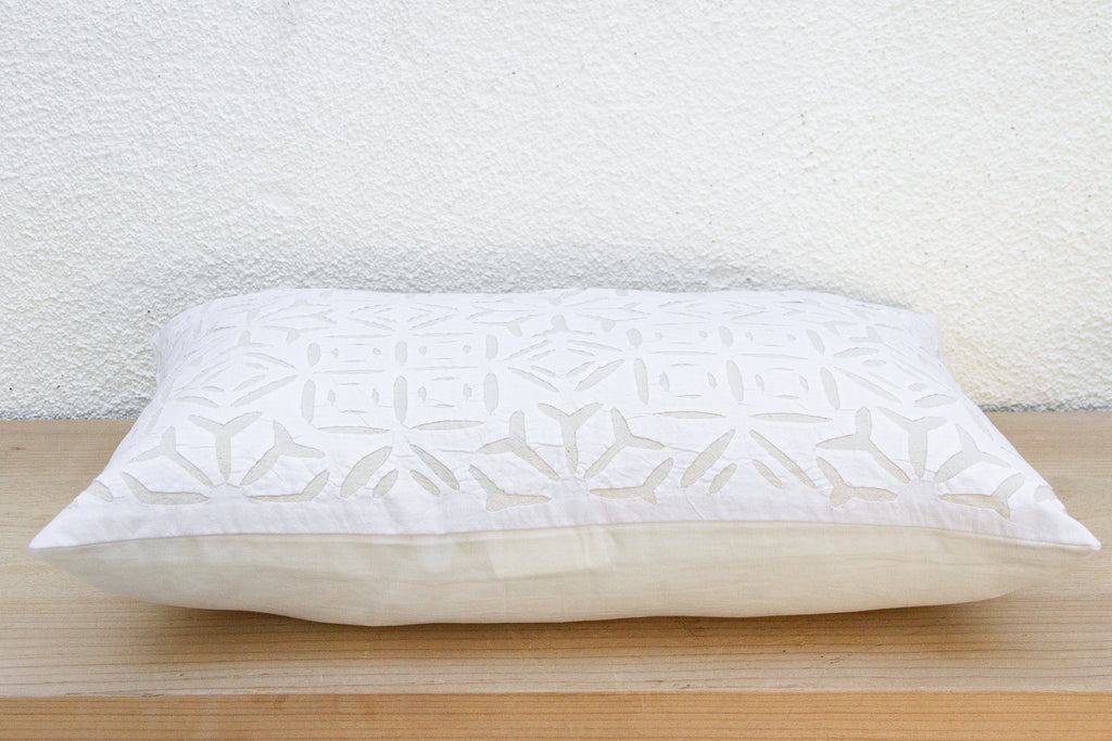 Zinna Lumbar Applique Pillow Cover (Trade)