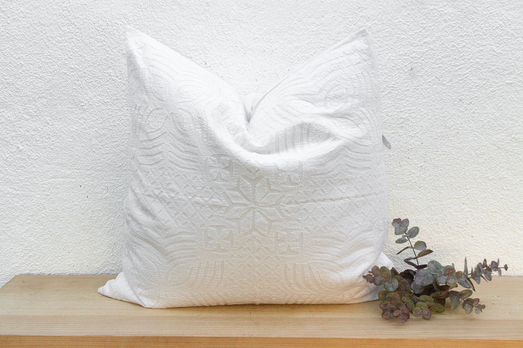 Star Bloom Large Applique Pillow Cover