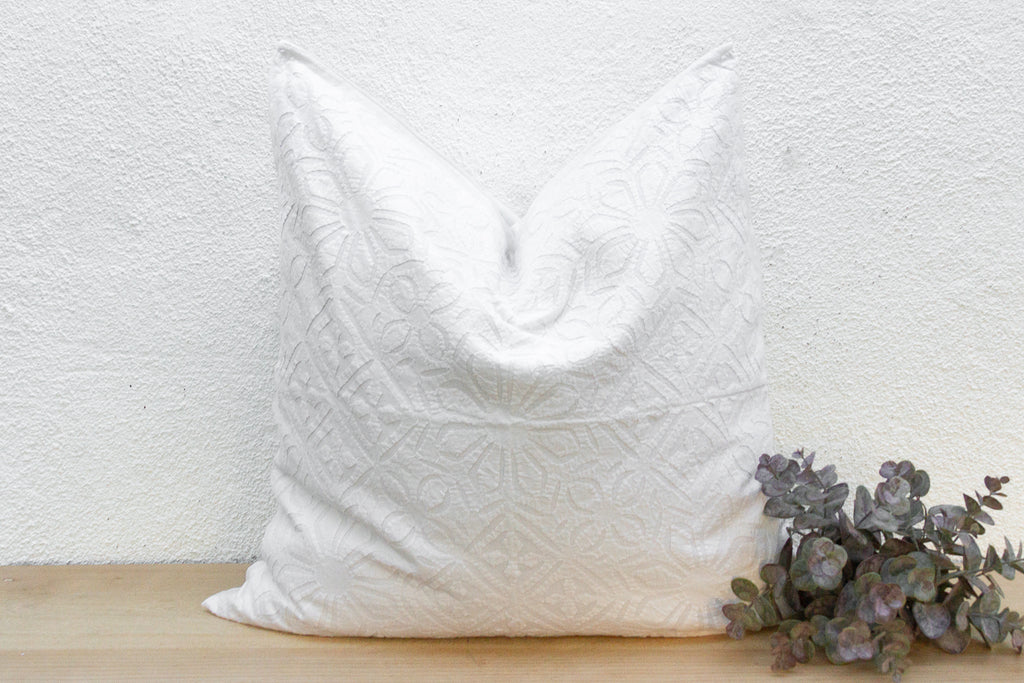 Wisteria Bloom Large Applique Pillow Cover