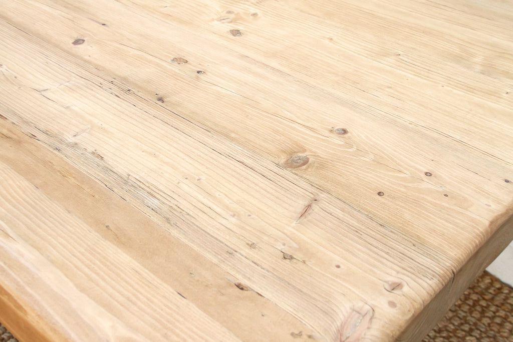 The Grand Tavern, 108