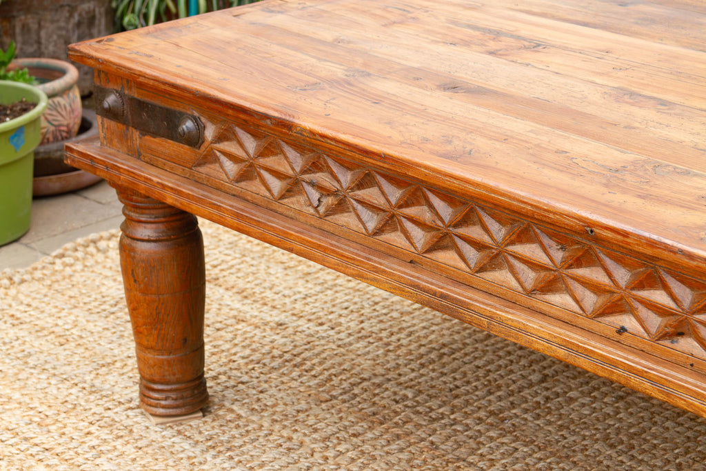 Grand Takhat Large Indian Teak Coffee Table (Trade)
