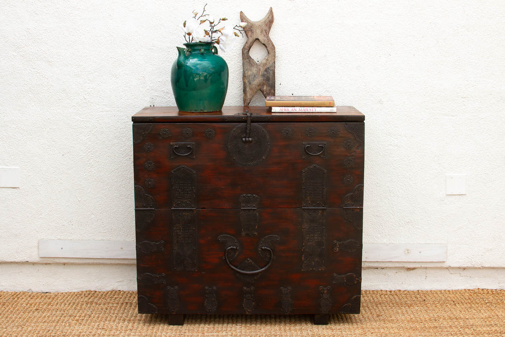 Josean Heirloom, Large Antique Bandaji Chest (Trade)