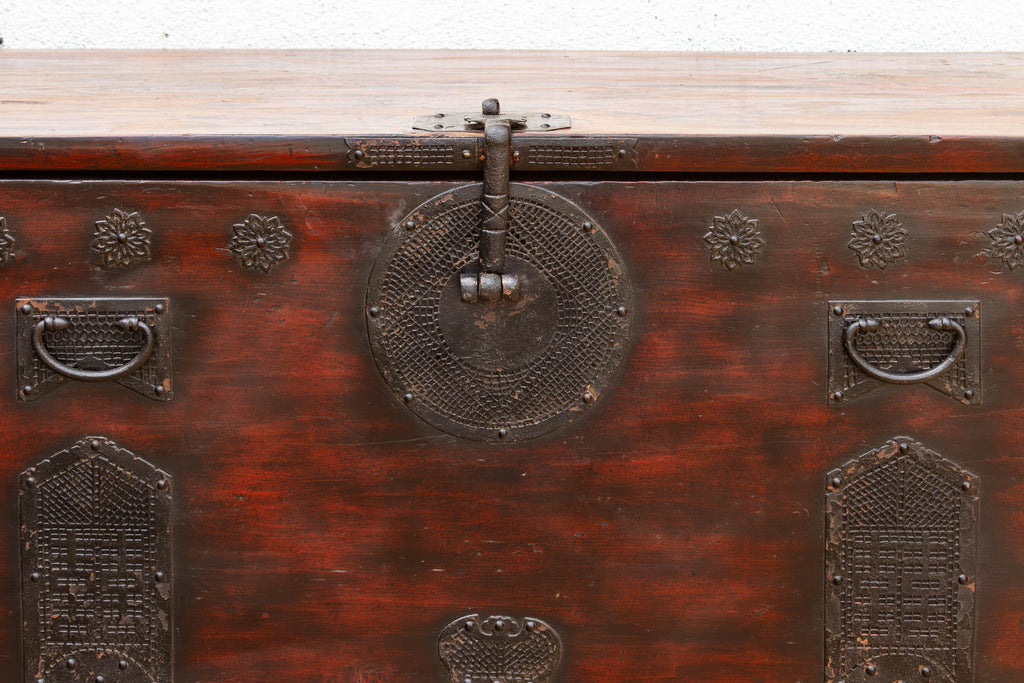 Josean Heirloom, Large Antique Bandaji Chest (Trade)