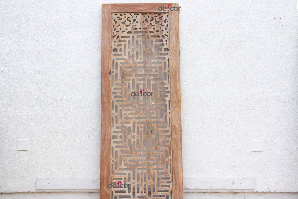 Reconstructed Ethereal Whitewash Lattice Carved Door