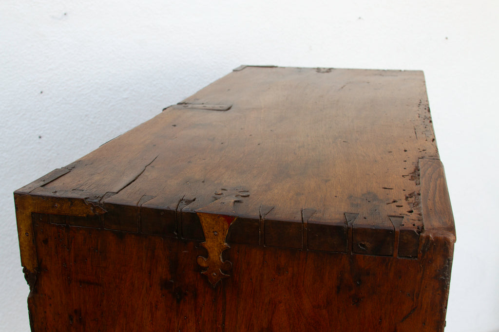 18th Century Spanish Walnut Vargueño on Stand