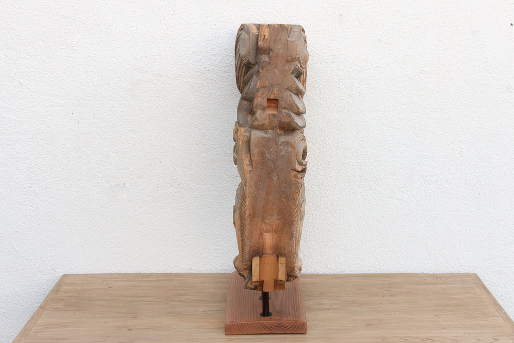 Qing Dynasty Finely Carved Palace Corbel