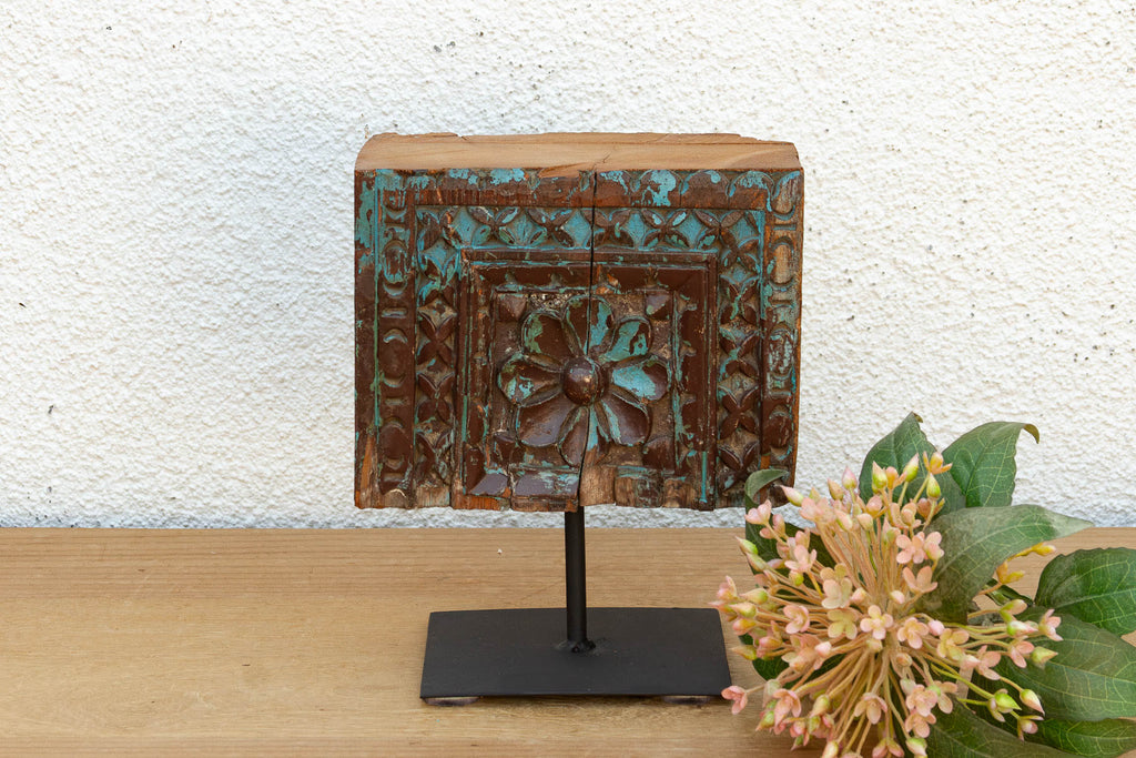 Small Rosette Antique Beam Sculpture