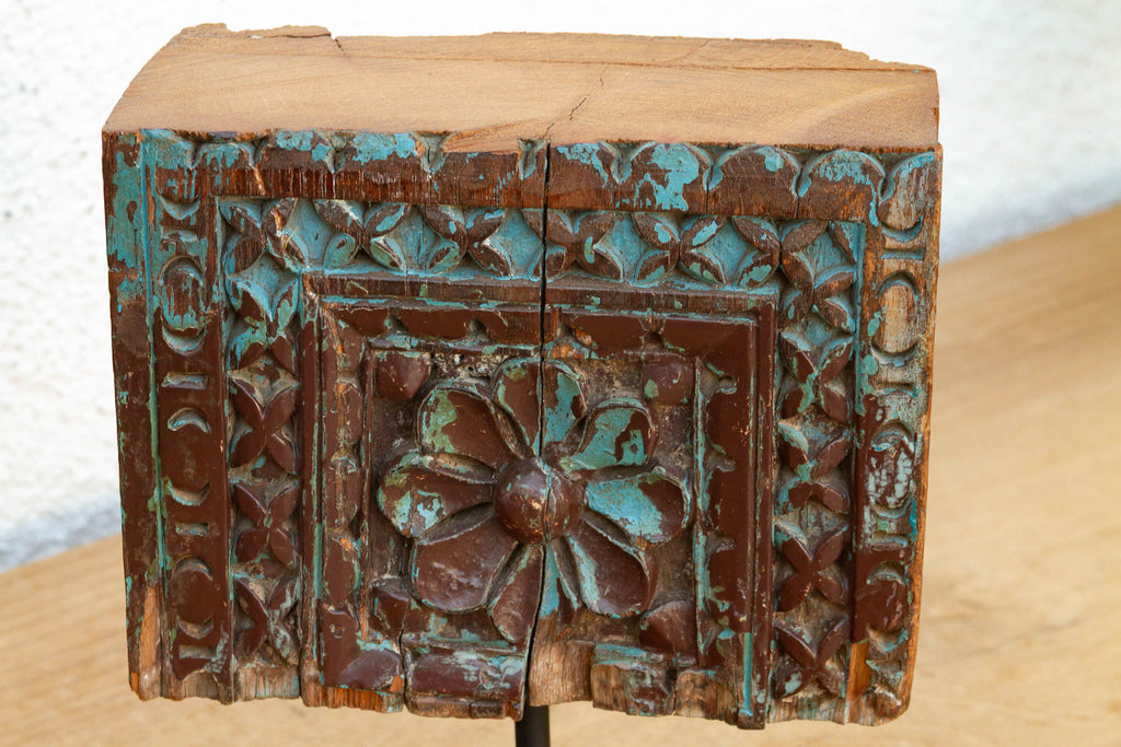 Small Rosette Antique Beam Sculpture