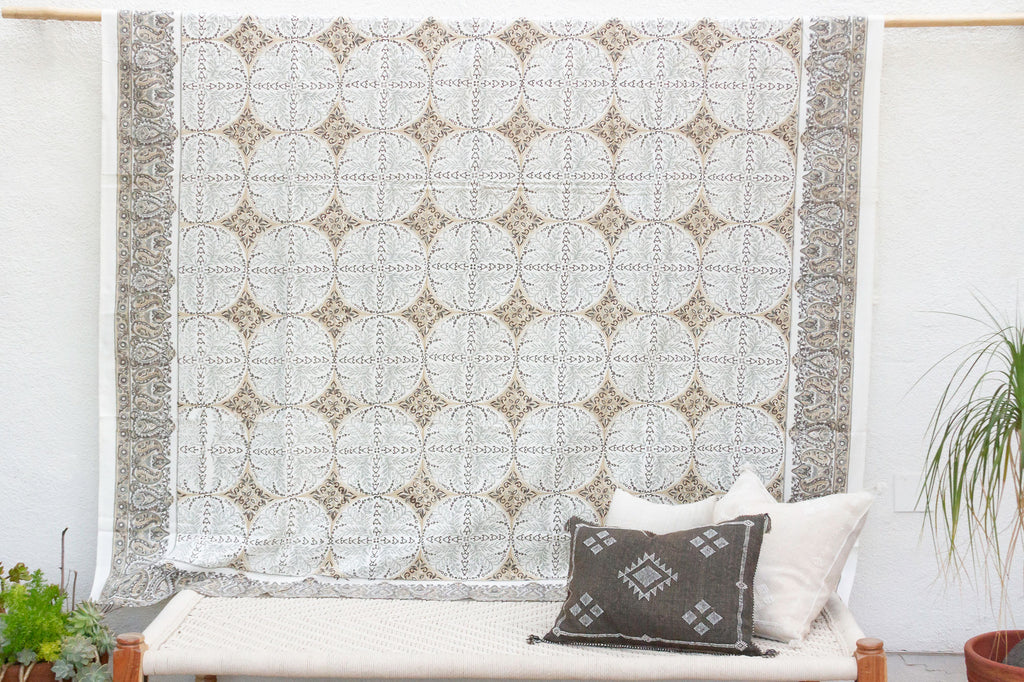 Paisley Medallion, Hand Blockprint Cotton Coverlet