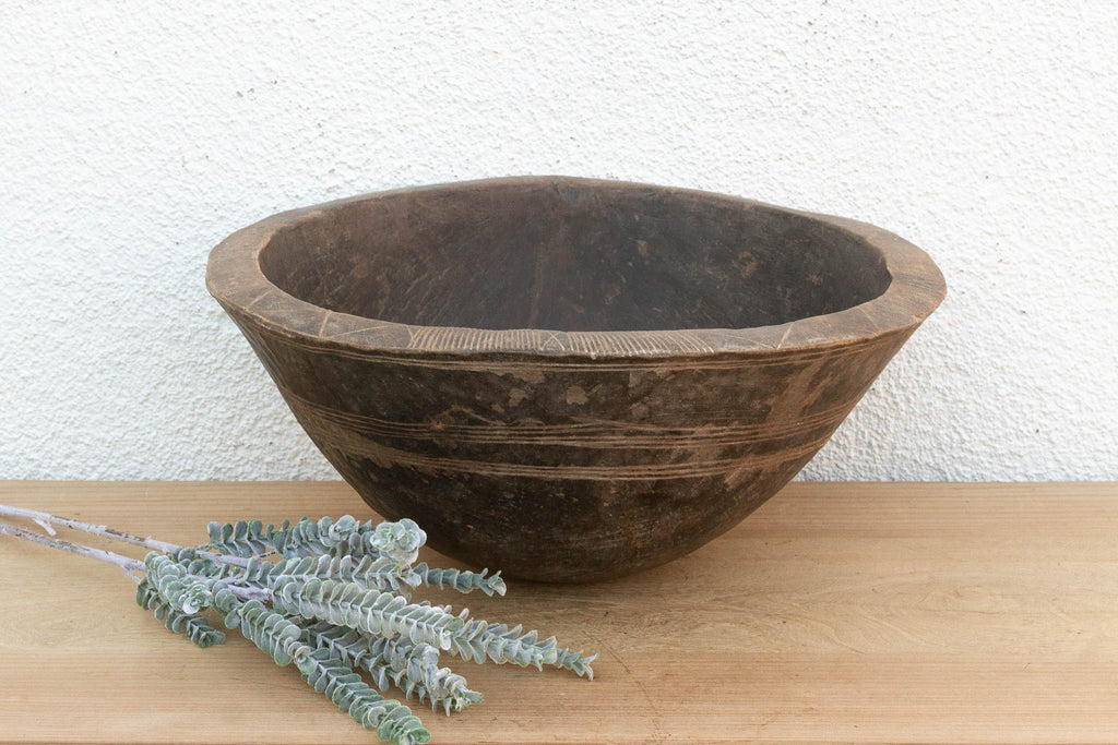 Large Dark Espresso Brown Milking Bowl