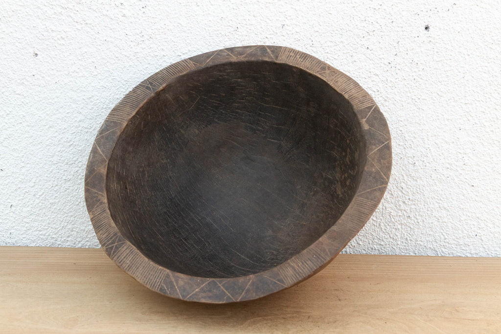 Large Dark Espresso Brown Milking Bowl