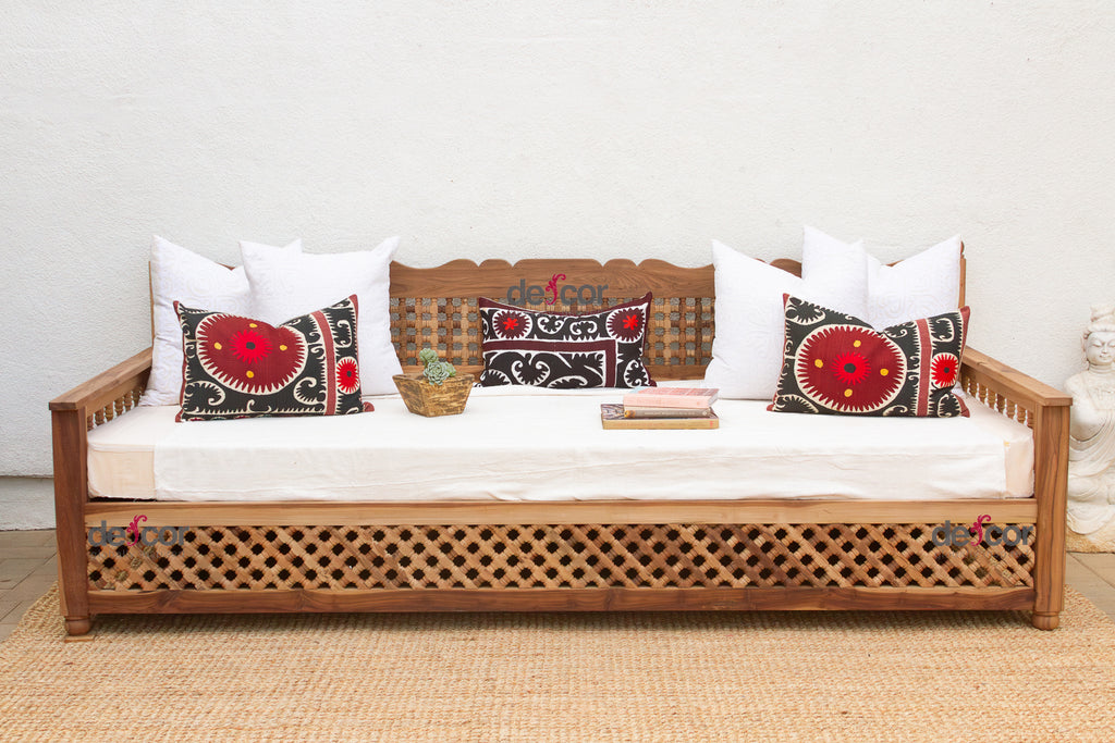 9' Long Colossal Moroccan Lattice Daybed