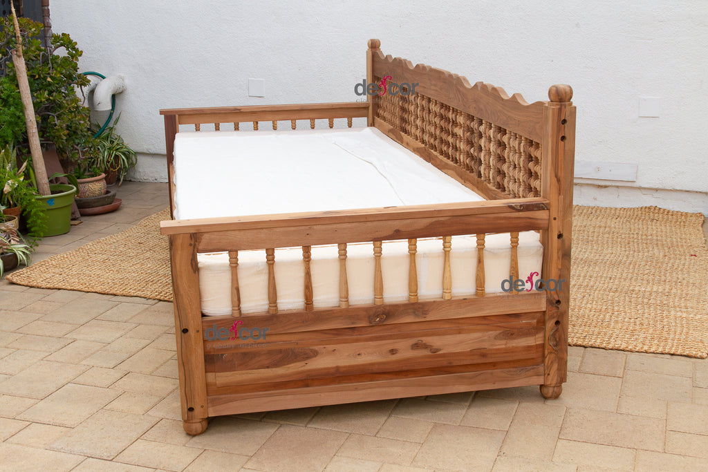 9' Long Colossal Moroccan Lattice Daybed