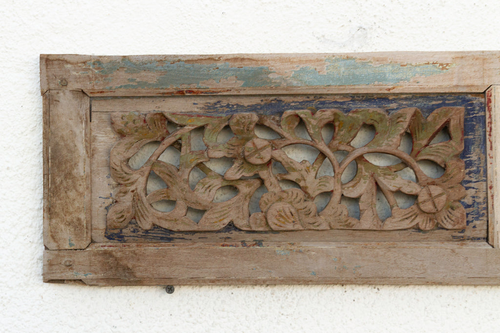 Antique Bloom Carved Small Wood Carving