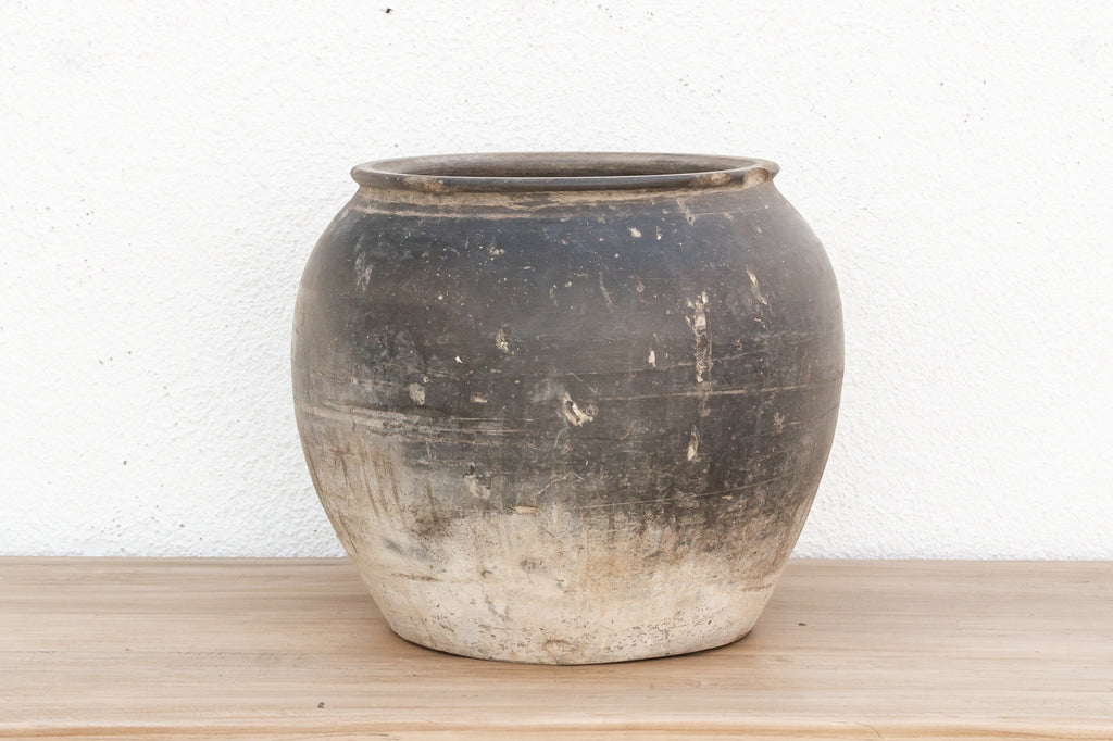 Wabi Clay Earthenware Jar