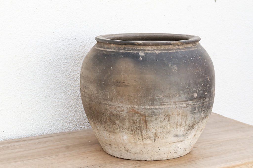 Wabi Clay Earthenware Jar