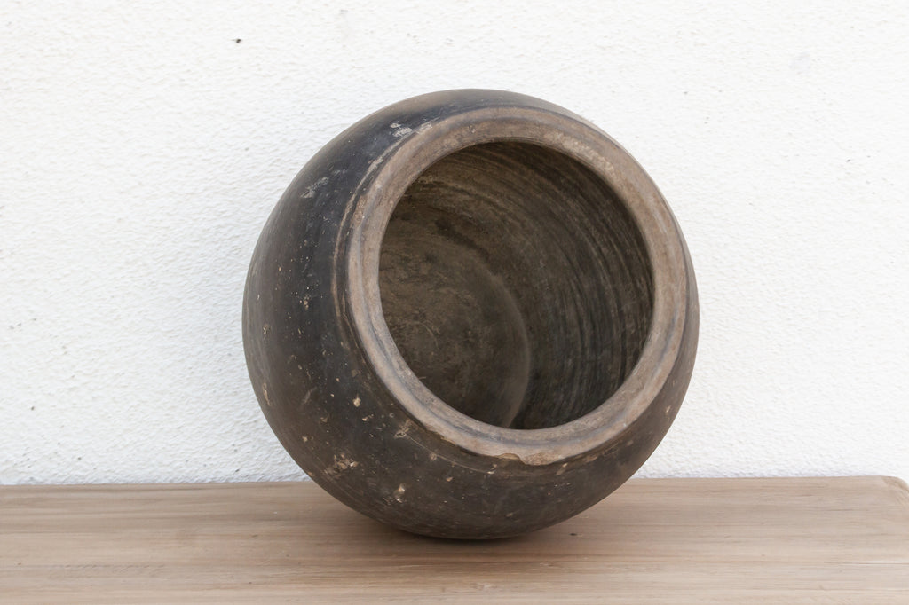 Wabi Clay Earthenware Jar