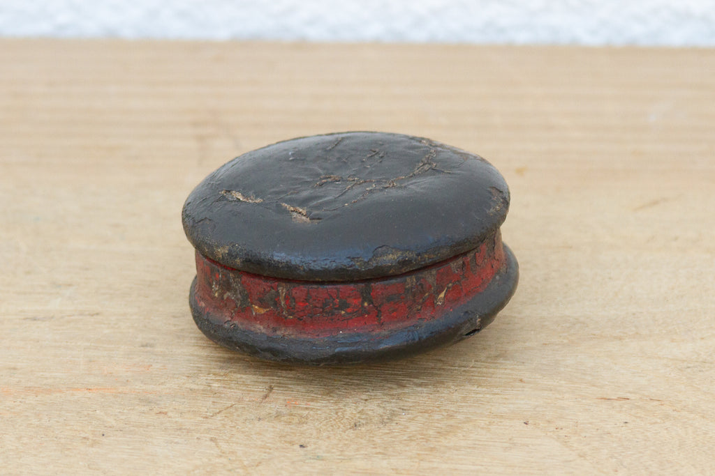 Petite Antique Round Leather Lidded Box