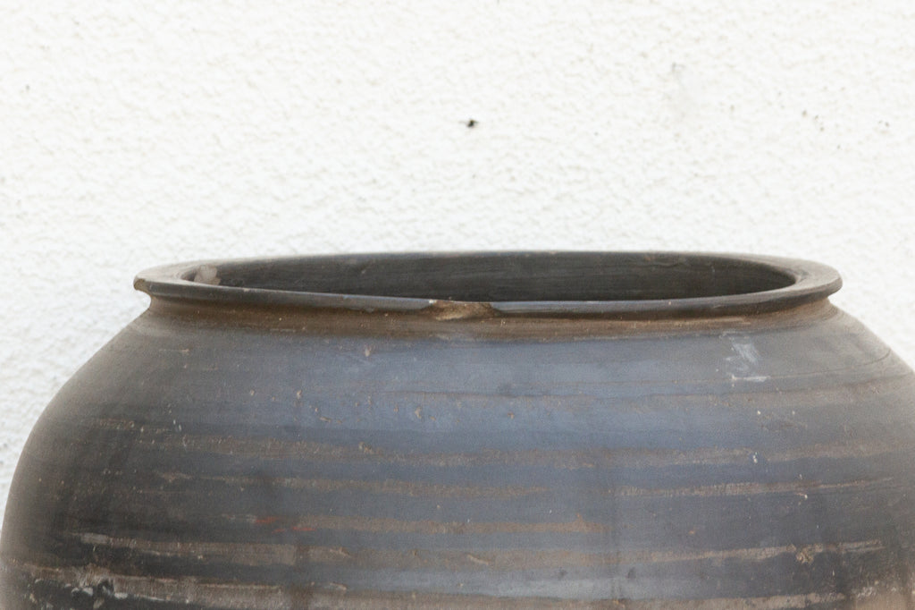 Large Vintage Timeworn Clay Vessel (Trade)