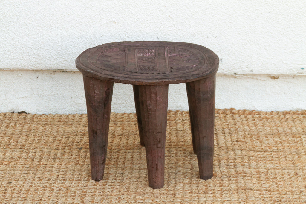 Blackened Forest Wood Nupe Table (Trade)
