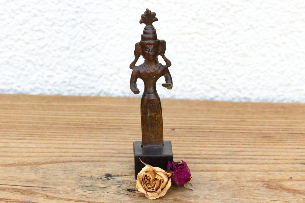 Miniature Bronze Female Attendant (Trade)