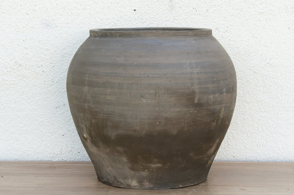 Large Earthenware Clay Pot
