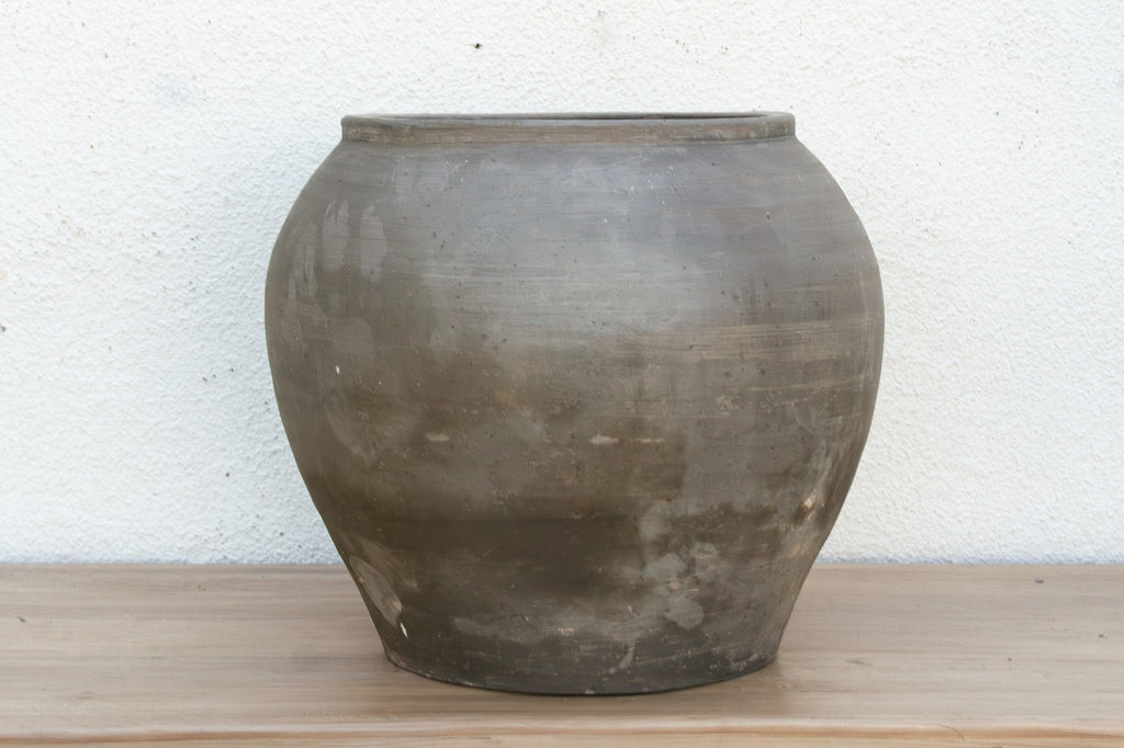 Large Earthenware Clay Pot