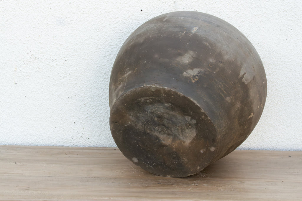 Large Earthenware Clay Pot
