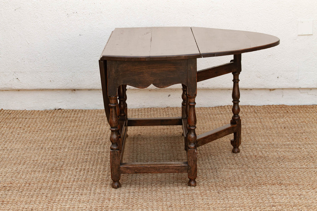 Antique English Oak Gateleg Drop Leaf Table