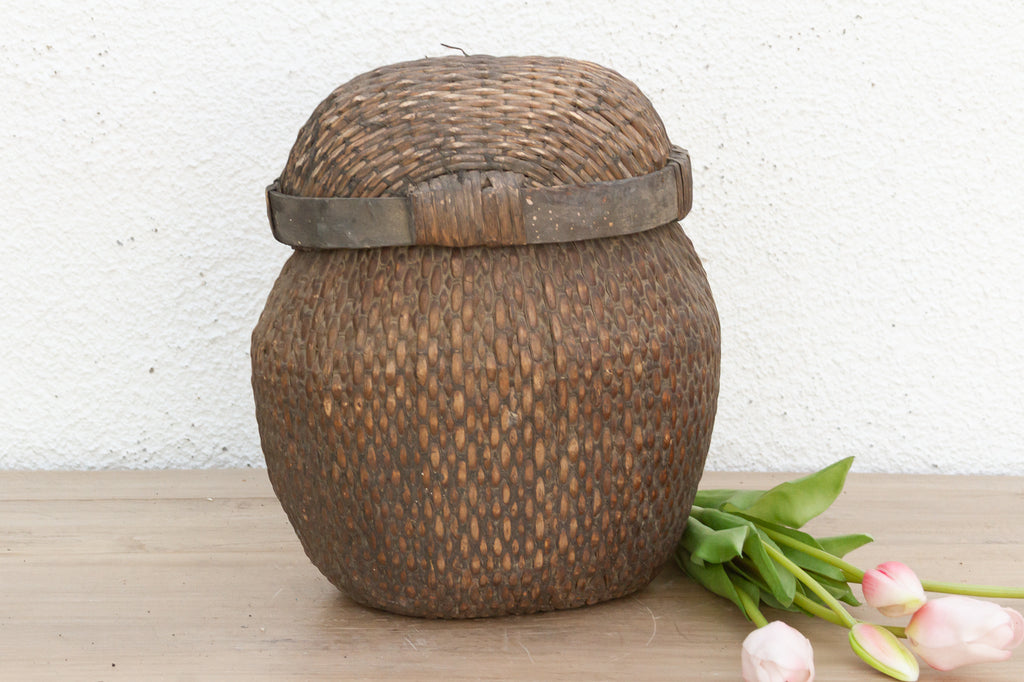 Old Farmhouse Woven Lidded Storage Bin